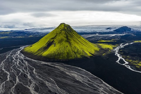 Moss-covered mountain Mælifell, Maelifell, behind glacier Myrdalsjökull, Icelandic Highlands,