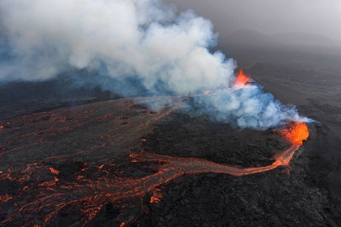 Volcanic eruption, Sundhnúkur crater chain, near Grindavik, Reykjanes Peninsula, Southwest Iceland,