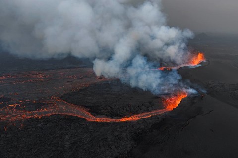 Volcanic eruption, Sundhnúkur crater chain, near Grindavik, Reykjanes Peninsula, Southwest Iceland,