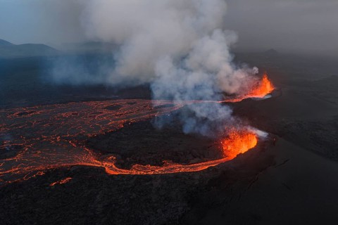 Volcanic eruption, Sundhnúkur crater chain, near Grindavik, Reykjanes Peninsula, Southwest Iceland,