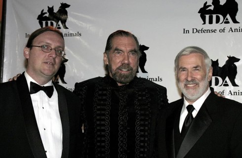Kevin Connelly, John Paul DeJoria and IDA President Elliot M. Katz at the the 2nd Annual Guardian