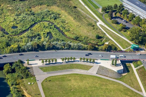 Aerial view, floodplain park with viewing platform, Münsterstraße federal road B63, centre, Hamm,