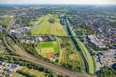 Aerial photograph, Hamm-Lippewiesen airfield and the Datteln-Hamm canal and Lippe river experience