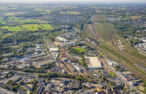 Aerial view, Hamm marshalling yard, Östingstraße industrial estate and Lohauserholz district,
