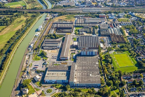 Aerial view, harbour at the Datteln-Hamm canal, industrial area Hafenstraße and Dortmunder Straße,