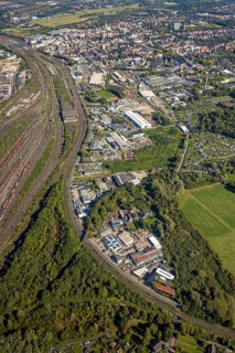 Aerial view, commercial area Östingstraße and view to the main railway station with city centre,