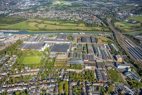 Aerial view, harbour at Datteln-Hamm canal, industrial area Hafenstraße and Dortmunder Straße,