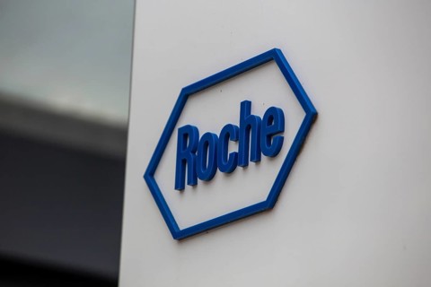 Logo at the entrance of Roche Diagnostics GmbH in Mannheim