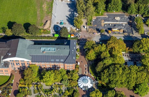 Aerial view, construction site and meadow at Freiherr-vom-Stein-Gymnasium, entrance area