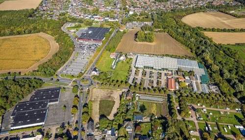 Aerial view, roundabout Sachsring and Münsterstraße, garden centre Bintig GmbH and Kaufland