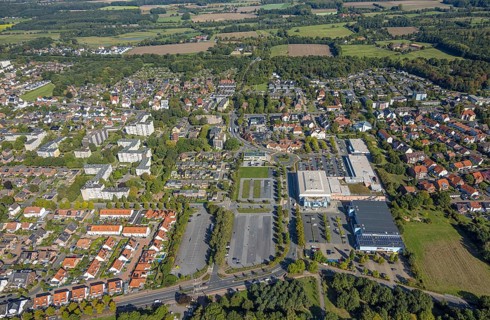 Aerial view, Ostwennemarstraße shopping centre, car parks, Uentrop, Hamm, Ruhr area, North