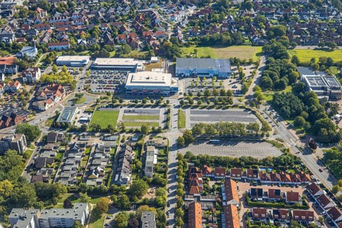 Aerial view, Ostwennemarstraße shopping centre, car parks, Uentrop, Hamm, Ruhr area, North