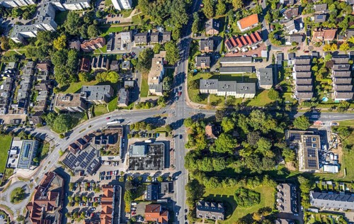 Aerial view, residential area road traffic intersection Ostwennemarstraße and Alter Uentroper Weg,