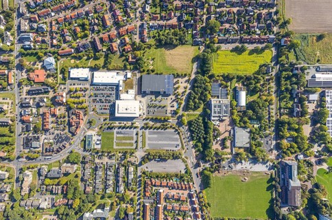 Aerial view, Freiherr-vom-Stein-Gymnasium Hamm with construction site and meadow area, entrance