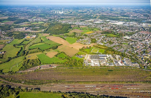 Aerial view, marshalling yard Hamm, industrial area Schieferstraße and slag heap Kissinger Höhe and
