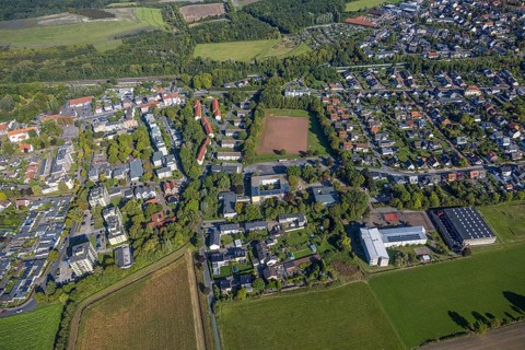 Aerial view, residential area Pelkum with Aschenplatz, housing estate terraced houses Kobbenskamp