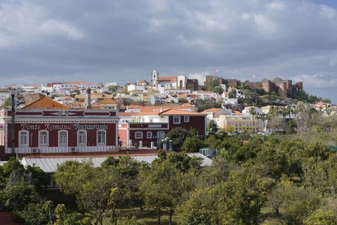 Cityscape with cathedral and Castelo dos Mouros castle, Silves, Algarve, Portugal