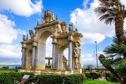 Fountain of the Giant, Naples, Campania, Italy