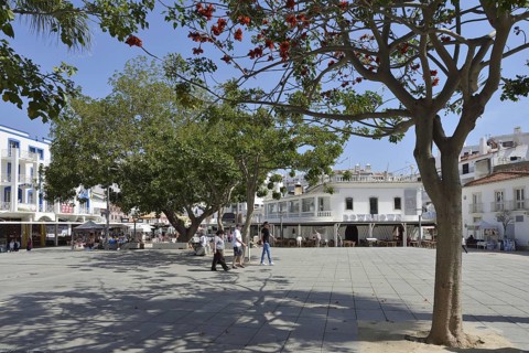 Largo Engenheiro Duarte Pacheco Square, Albufeira, Algarve, Portugal