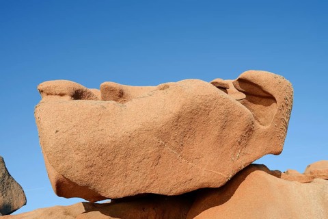 Granite rocks on the Cote de Granit Rose coast near Ploumanac'h, Cotes-d'Armor, Brittany, France