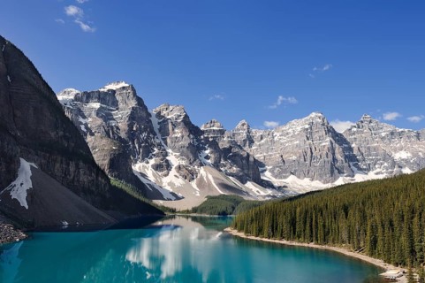 Moraine Lake and mountains of the Valley of the Ten Peaks, Banff National Park, Alberta, Canada