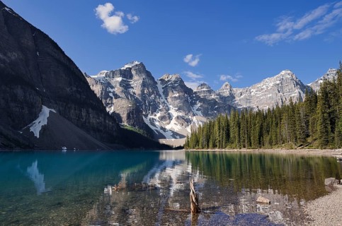 Moraine Lake and mountains of the Valley of the Ten Peaks, Banff National Park, Alberta, Canada
