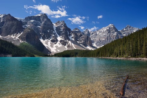 Moraine Lake and mountains of the Valley of the Ten Peaks, Banff National Park, Alberta, Canada