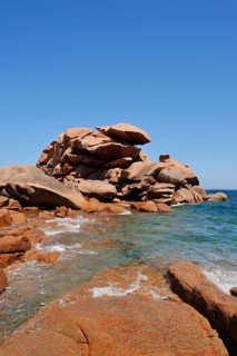 Granite rocks on the Cote de Granit Rose coast near Ploumanac'h, Cotes-d'Armor, Brittany, France