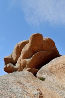 Granite rocks on the Cote de Granit Rose coast near Ploumanac'h, Cotes-d'Armor, Brittany, France