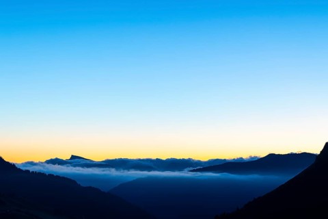View from Furkajoch to Hoher Ifen, mountain range above sea of fog, dawn, dawn, autumn, Vorarlberg,
