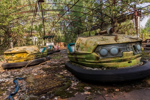 Chernobyl, Prypjat, funfair, bumper cars, boxing car, amusement park, Urbex, colourful