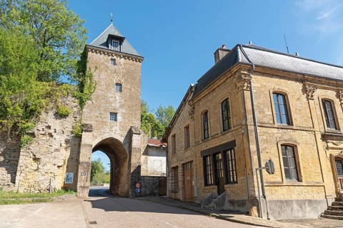 Port de Bourgogne, city gate, Mouzon, Département Ardennes, Grand Est, France