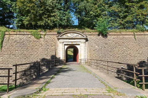 Fortress gate, bridge, fortress wall, fortress moat, citadel, Vauban fortress, UNESCO World