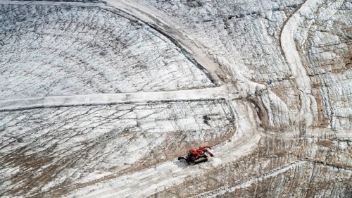 Snow groomer on Dachtstein, Dachtstein glacier, Styria, Austria
