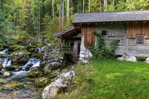 Landscape, Gollinger waterfall, autumn colours, old mill