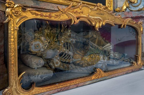 Church of St Gallus and Ulrich, relic of St Clement, Kisslegg, Allgäu, Baden-Württemberg, Germany
