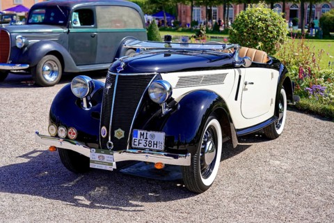 Oldtimer Classic, Gala International Concours d'Elegance Schwetzingen 2025, Germany, Europe, Black