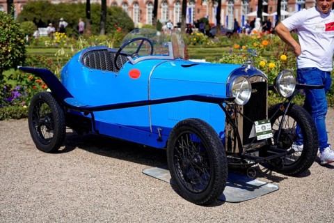 Oldtimer Classic, Gala International Concours d'Elegance Schwetzingen 2025, Germany, Europe, A blue