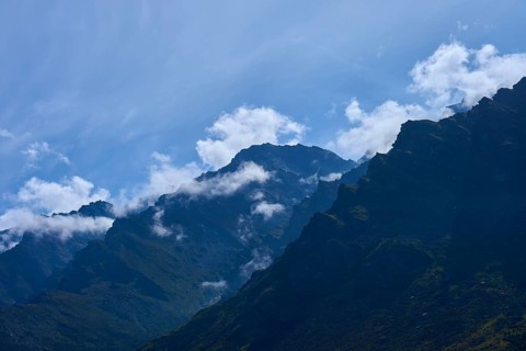 Landscape with dramatic mountain range under blue sky, Drift Bay, Lake Wakatipu, Queenstown-Lakes
