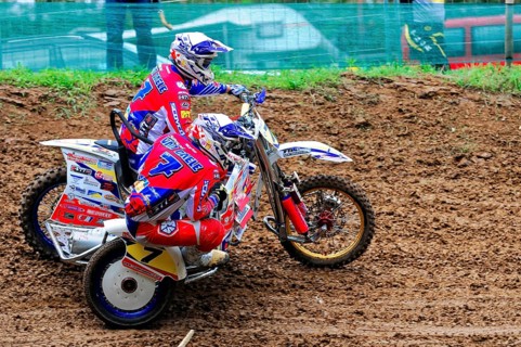 Motocross, Rudersberg, Baden-Württemberg, Germany, Europe, Two riders lean on a sidecar motorbike