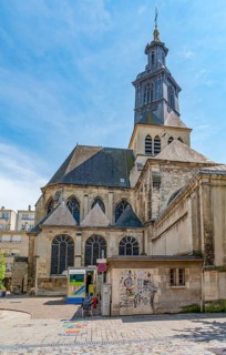 Small church named Église Saint-Jacques de Reims in Reims, the most populous city in the French