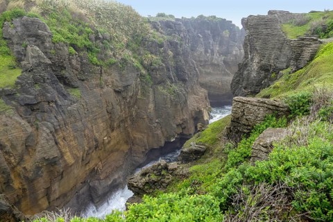 Scenery around the Pancake Rocks at Paparoa National Park at the South Island of New Zealand