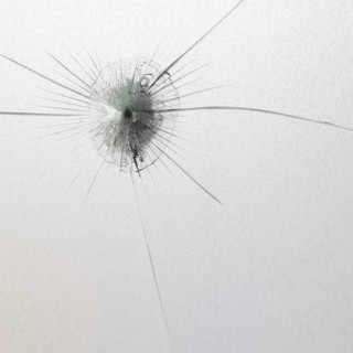 Full penetration in structured glass on red back