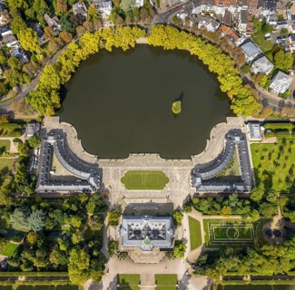 Aerial view, Benrath Castle with castle park and castle pond, Benrath, Düsseldorf, Ruhr area, North