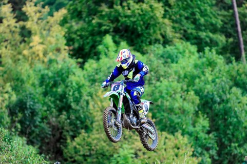 Motocross, Rudersberg, Baden-Württemberg, Germany, Europe, A motocross rider lifts off the ground