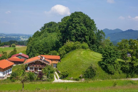 Residential building and view of the Chiemgau, Samerberg, Chiemgau, Upper Bavaria, Bavaria, Germany