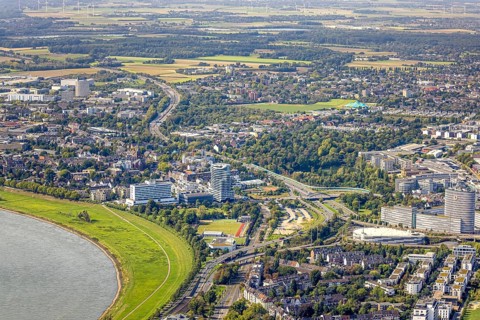 Aerial view, high-rise building The Zipper Hotel and Apartments, Schön Klinik Hospital, between the