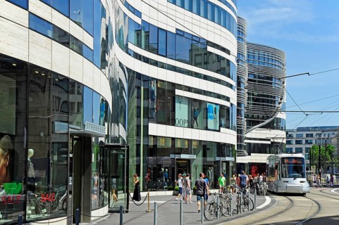 Kö-Bogen, modern architecture in urban renewal project, Düsseldorf, Rhineland, North