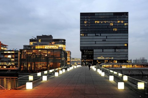 Modern architecture at the commercial harbour, Medienhafen, Düsseldorf, Rhineland, North