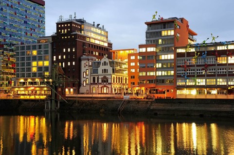 Modern architecture at the commercial harbour, Medienhafen, Düsseldorf, Rhineland, North